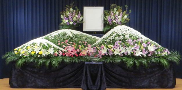 上尾市・伊奈町の葬儀社　商工葬祭 | 花祭壇4